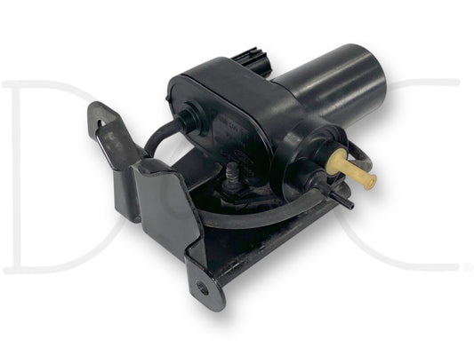99-07 Ford F250 F350 7.3 6.0 Vacuum Pump With Mount Bracket OE F81H-2A451-A