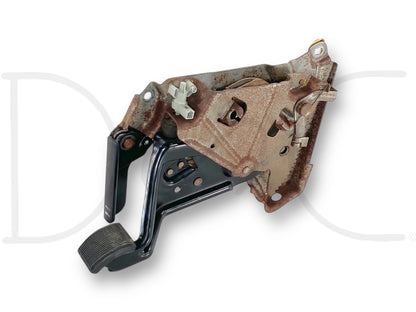 02-04 Ford F250 F350 Emergency Parking Brake Pedal Assembly Hood Release OEM used part with light wear, removed from 2004 Ford F-350 Lariat 6.0 Diesel 4WD, compatible with 2002-2004 Ford F-250 F-350 F-450 F-550 Super Duty trucks, featuring metal and plastic components.