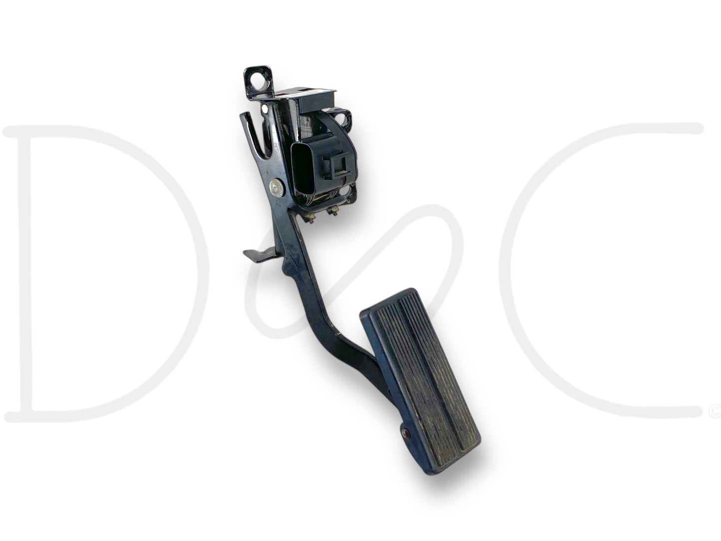 03-04 Ford F250 F350 6.0 Diesel Accelerator Throttle Gas Pedal 3C34-9F836-AC used with light wear, designed for 2003-2004 Ford Super Duty trucks including F-250, F-350, F-450, and F-550 with 6.0L Powerstroke engine, featuring OE quality and compatibility.