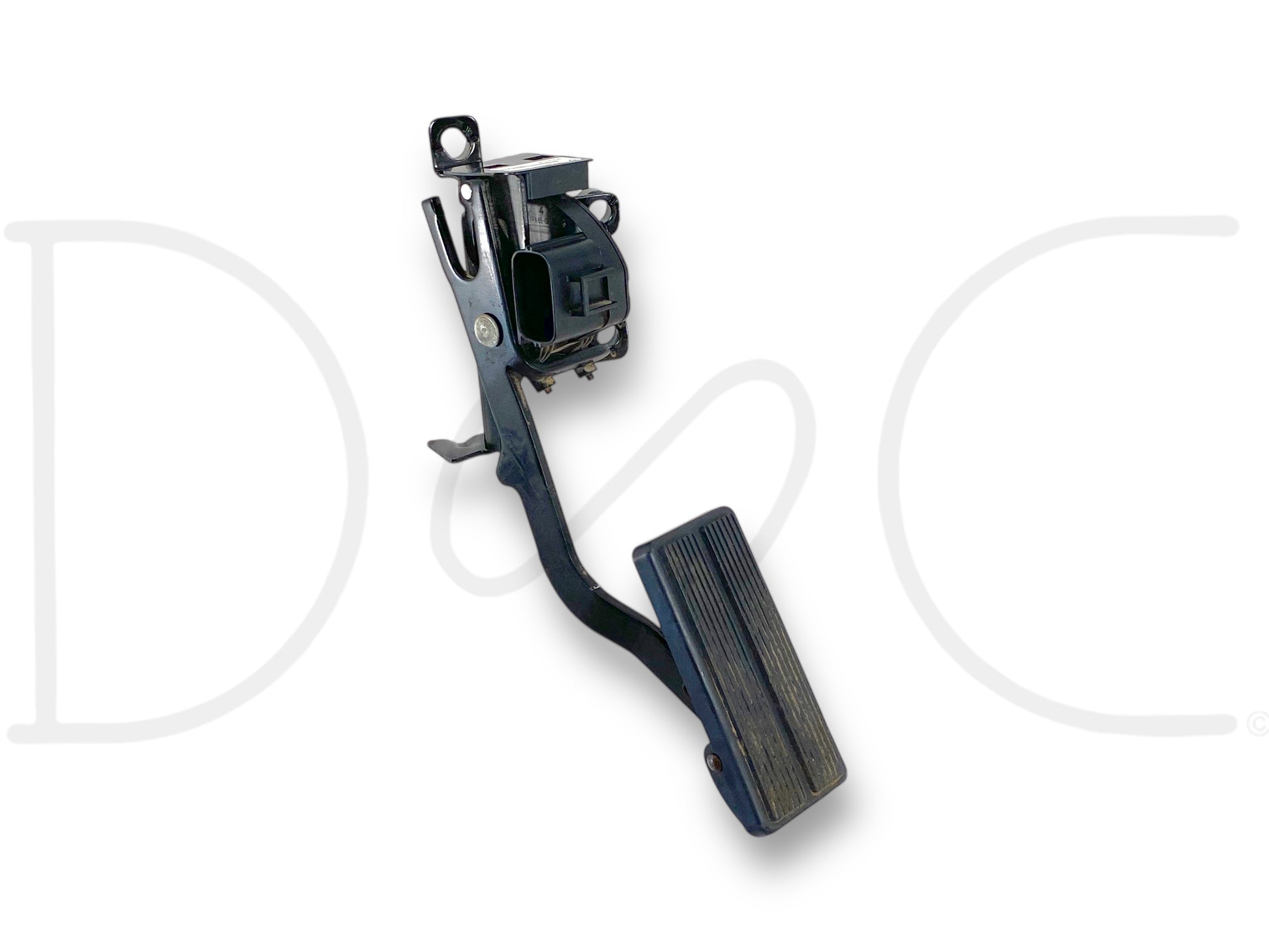03-04 Ford F250 F350 6.0 Diesel Accelerator Throttle Gas Pedal 3C34-9F836-AC used with light wear, designed for 2003-2004 Ford Super Duty trucks including F-250, F-350, F-450, and F-550 with 6.0L Powerstroke engine, featuring OE quality and compatibility.