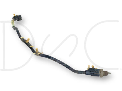 00-04 Ford F250 F350 Exterior Ambient Temperature Sensor W/ Harness OEM, used in good condition with light wear, includes wiring harness and sensor suitable for 2000-2004 Ford F-250, F-350, F-450, and F-550 Super Duty trucks, compatible with 6.0 Powerstroke models.