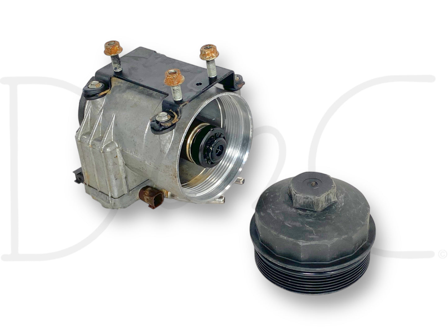 03-07 Ford F250 F350 6.0 6.0L Diesel Fuel Pump Filter Separator 3C34-9G282-Af, used with light wear, removed from a 2004 Ford F-350 Lariat 6.0 Diesel, compatible with 2003-2007 F-250, F-350, F-450, and F-550 models, featuring durable metal construction and OE quality.
