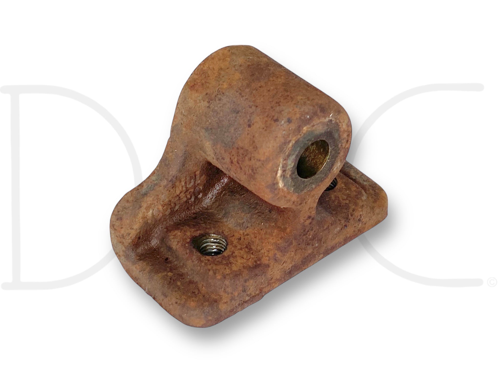 99-04 Ford F250 F350 4X4 Front Sway Bar Stabilizer Link Mount Bracket OE used part with light wear, rust-colored metal piece removed from 2004 Ford F-350 Lariat 6.0 Diesel, designed for 1999-2004 F-250, F-350, F-450, F-550 Super Duty trucks.