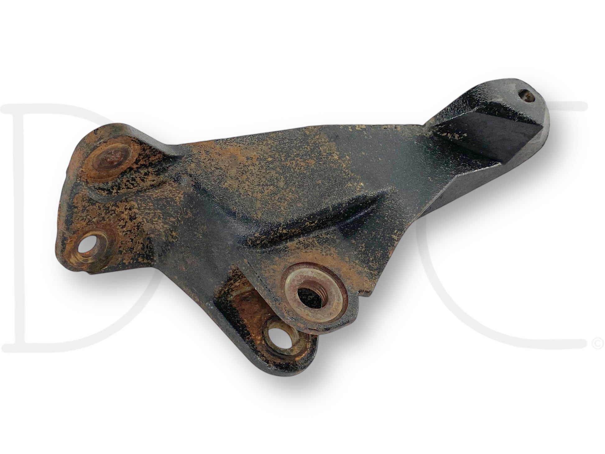 Used good condition 99-04 Ford F250 F350 4X4 4WD Track Bar Bracket Frame Mount OE 2C34-3A094-Ca with light surface rust, removed from a 2004 Ford F-350 Lariat 6.0 Diesel, compatible with Ford Super Duty models F-250 F-350 F-450 F-550.