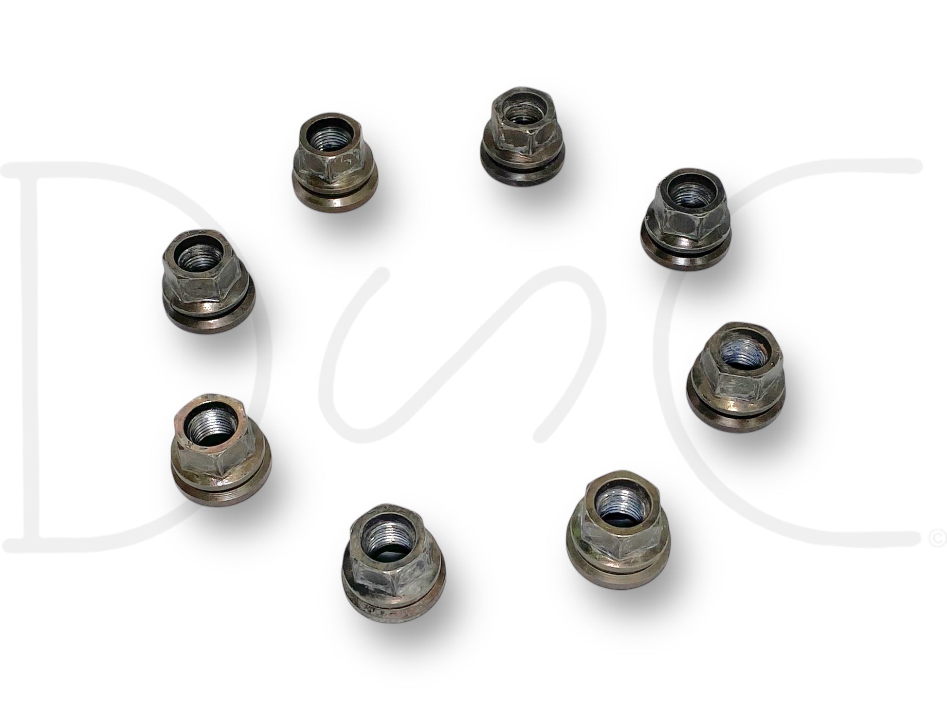 03-16 Ford F250 F350 Lug Nuts Set Of 8 Fine Thread OEM Lug Nut Set M14-1.5, used condition with light wear, compatible with 2003-2016 Ford Super Duty trucks including F-250, F-350, F-450, and F-550 models.