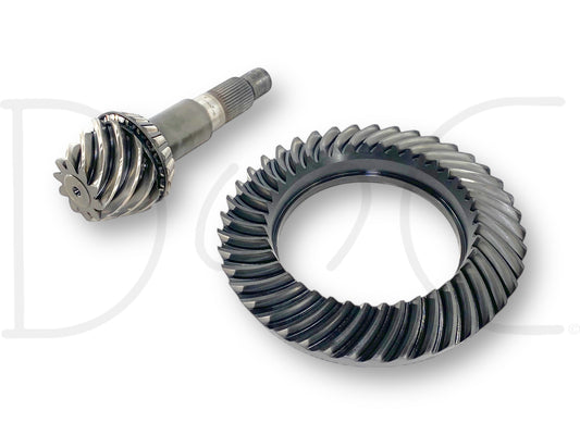 99-10 Ford F350 DRW Dually DANA 80 Rear Axle Ring & Pinion Gear Set 4.10, used with light wear, removed from a 2004 Ford F-350 Lariat 6.0 Diesel, showing detailed metal gears designed for 1999-2004 F-350 dually trucks, compatible with OE specifications.