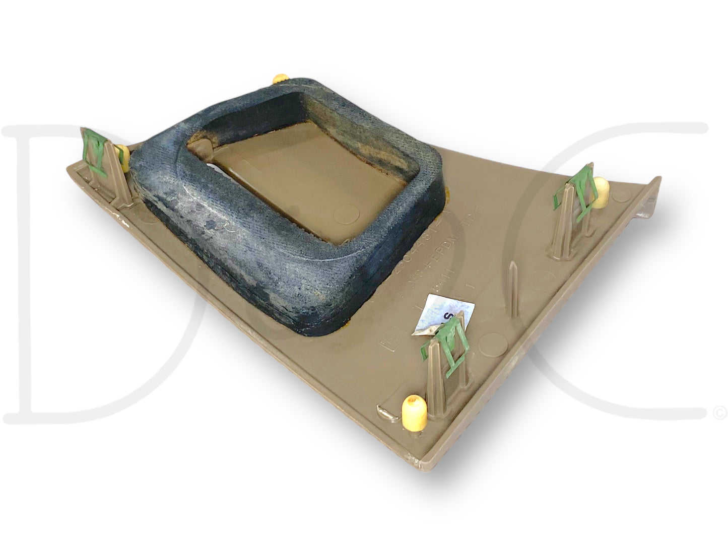 99-07 Ford F250 F350 LH Driver Dash End Cap Side Panel Defrost Vent Tan OE