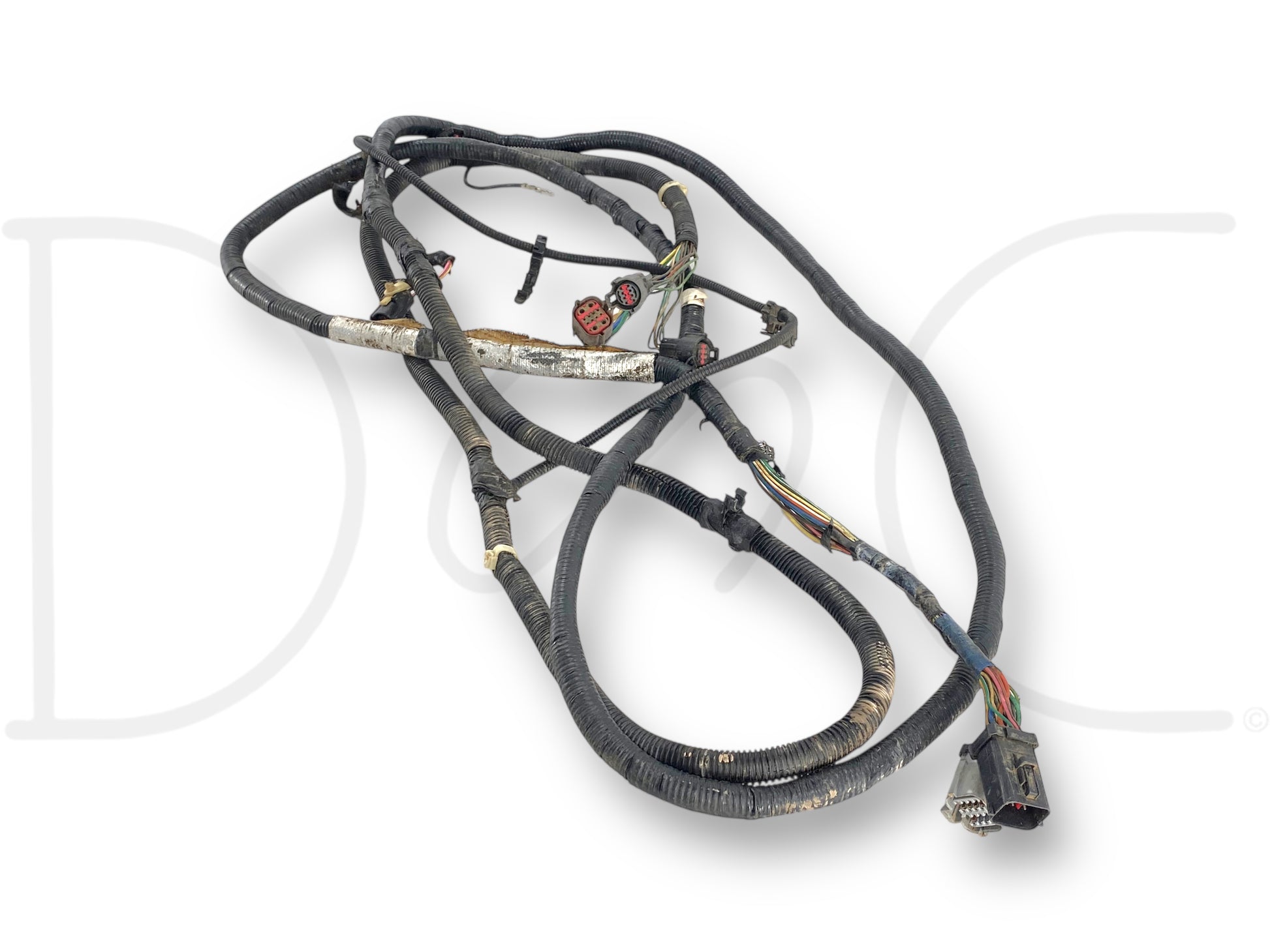 03-04 Ford F250 F350 CCLB Diesel Auto 172" Rear Frame Chassis Wiring Harness used in good condition with light wear, removed from a 2004 Ford F-350 Lariat 6.0L Diesel 4WD truck, featuring factory OE connectors and wiring for reliable fitment in 2003-2004 Ford F-250 and F-350 models.