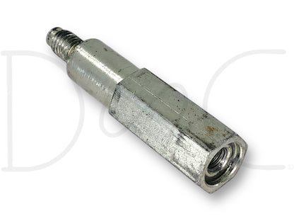 04-07 Ford F250 F350 6.0 6.0L Diesel Fan Shroud Stand Off Bolt Stud Mount, used with light wear, made of metal, compatible with 2004-2007 Ford F-250, F-350, F-450, F-550 Super Duty trucks and designed for reliable engine part replacement.