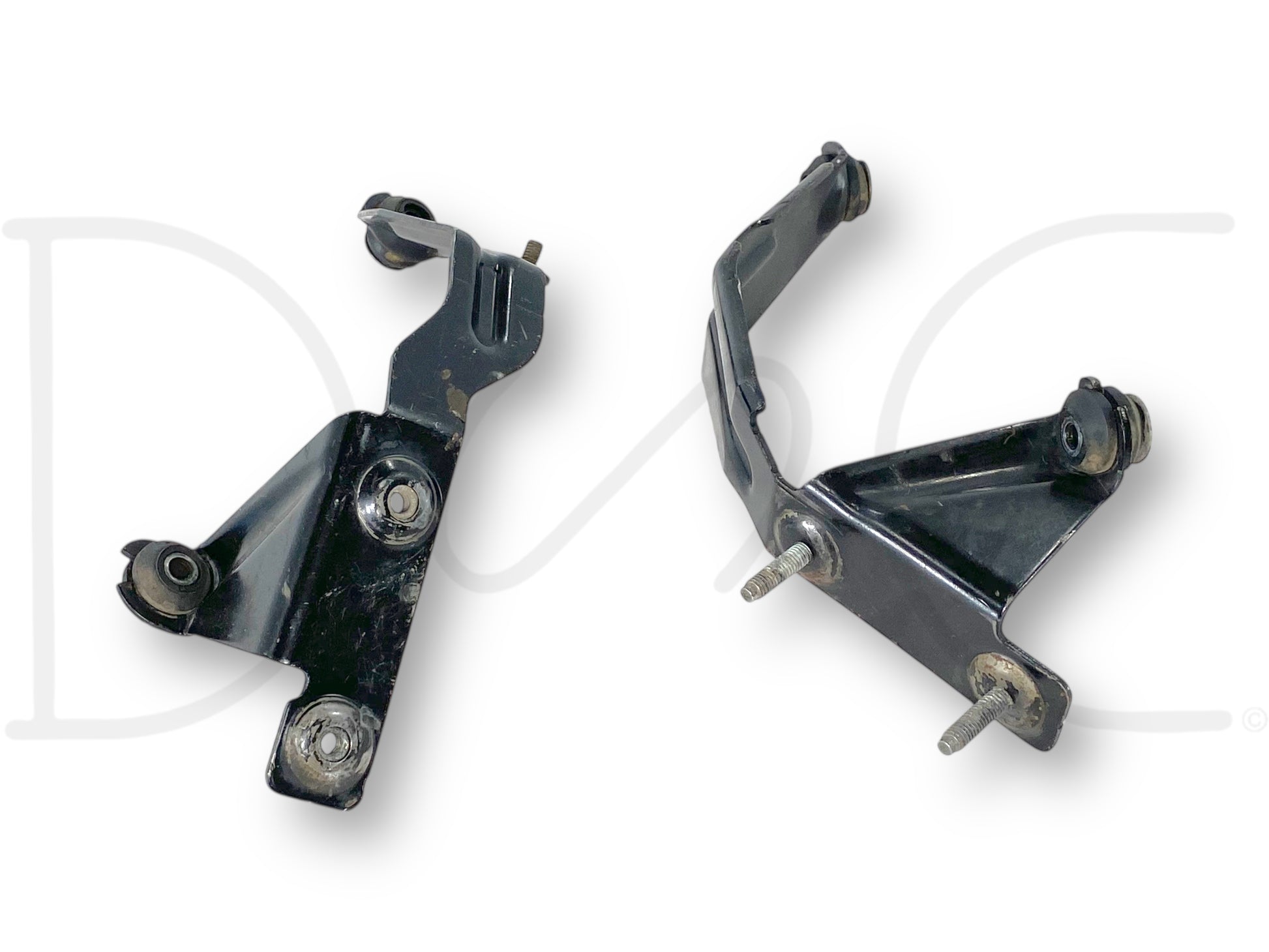 04.5-07 Ford F250 F350 Super Duty 6.0 6.0L Diesel FICM Mount Bracket Set OE, used condition with light wear, black metal mounting brackets compatible with 2004-2007 Ford Excursion, F-250, F-350, F-450, and F-550 trucks featuring 6.0L Powerstroke diesel engines.