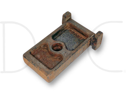 99-07 Ford F250 F350 Rear Overload Helper Leaf Spring Spacer Mount Plate Seat OE, used condition with light wear, metal suspension component removed from a 2004 Ford F-350 Lariat 6.0L Diesel, designed for Ford Super Duty trucks from 1999 to 2007.