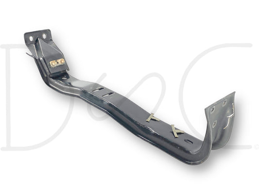 03-10 Ford F250 F350 4WD Automatic Trans Transmission Crossmember Frame in used good condition with light wear, designed for fitment on 2003-2010 Ford F-250, F-350, F-450, and F-550 trucks, compatible with 6.0L Powerstroke diesel models.
