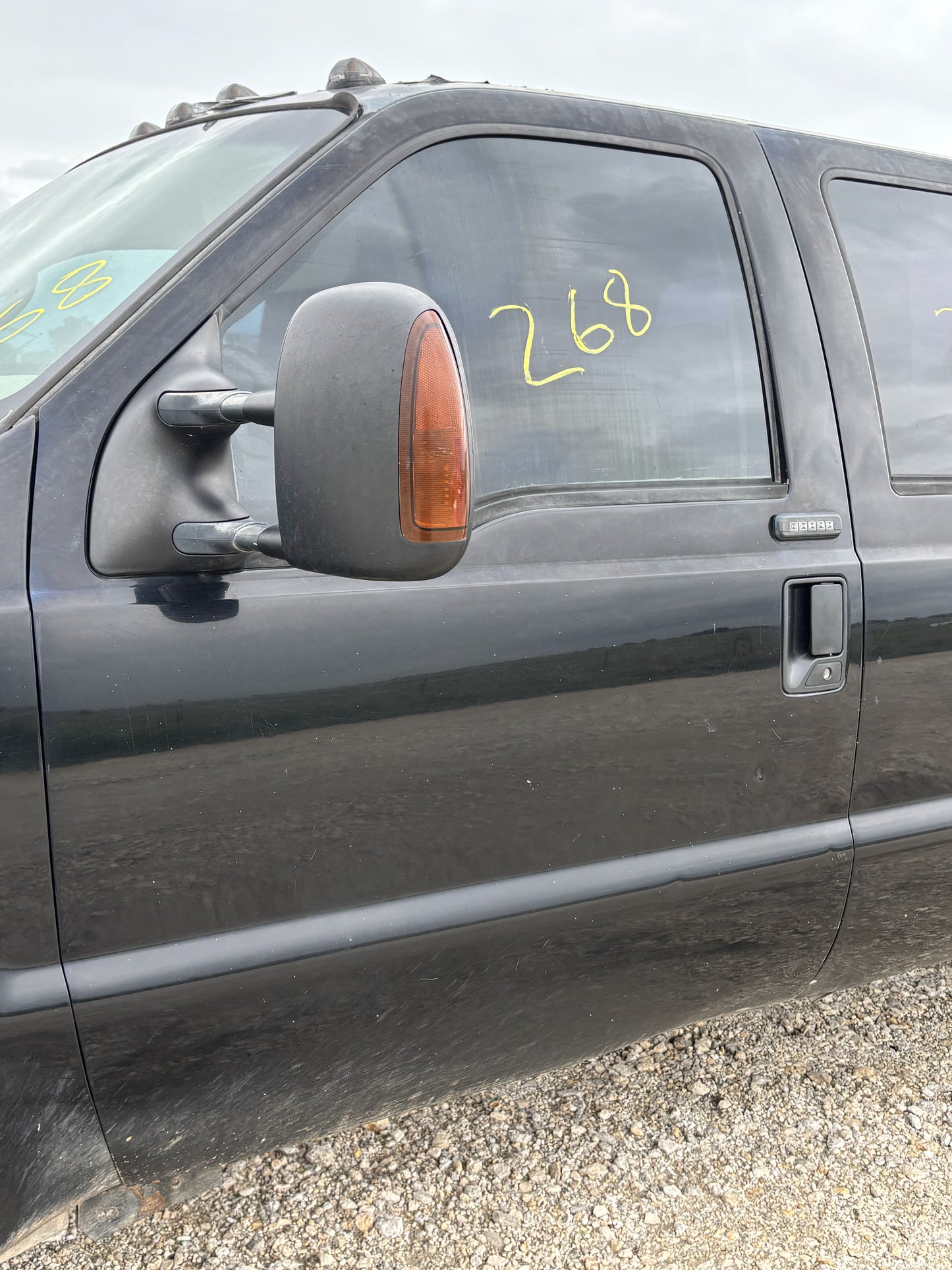 99-07 Ford F250 F350 Front LH Left Driver Door UD Black W/ Keypad Electric