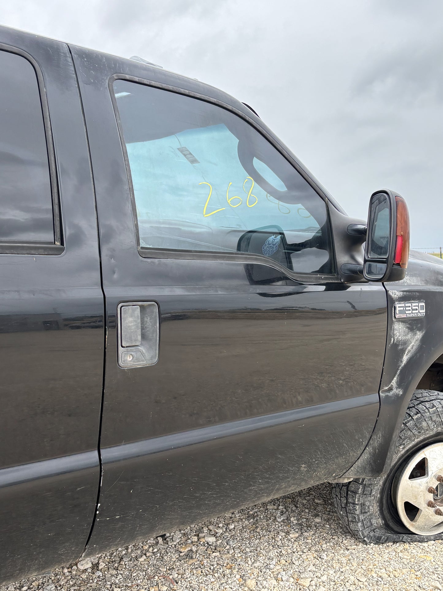 99-07 Ford F250 F350 Front RH Right Passenger Door UD Black Electric