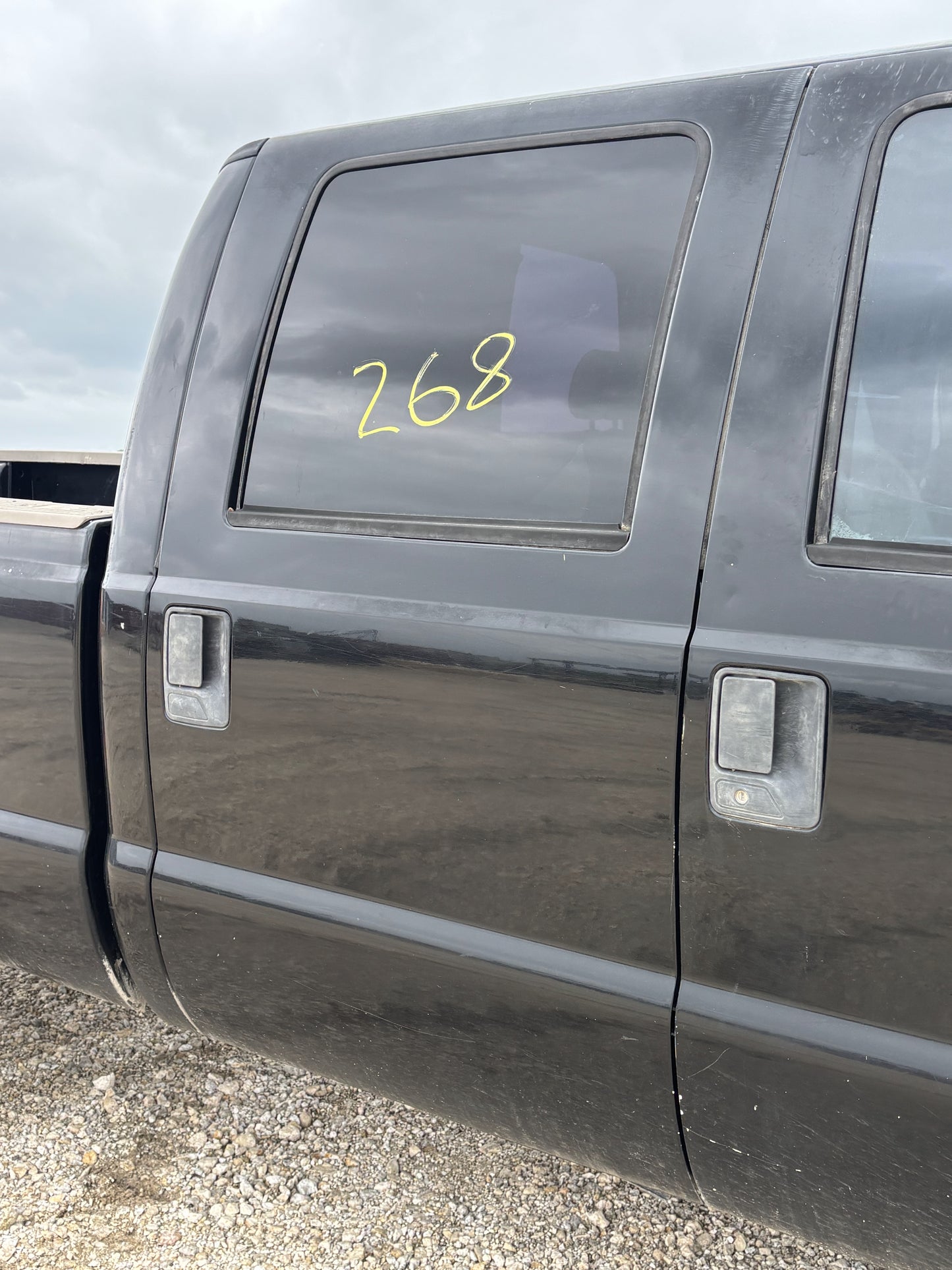 99-07 Ford F250 F350 Rear RH Right Passenger Crew Cab Door UD Black Electric