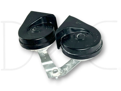02-04 Ford F250 F350 Super Duty Horn Pair OEM Dual Note Horns