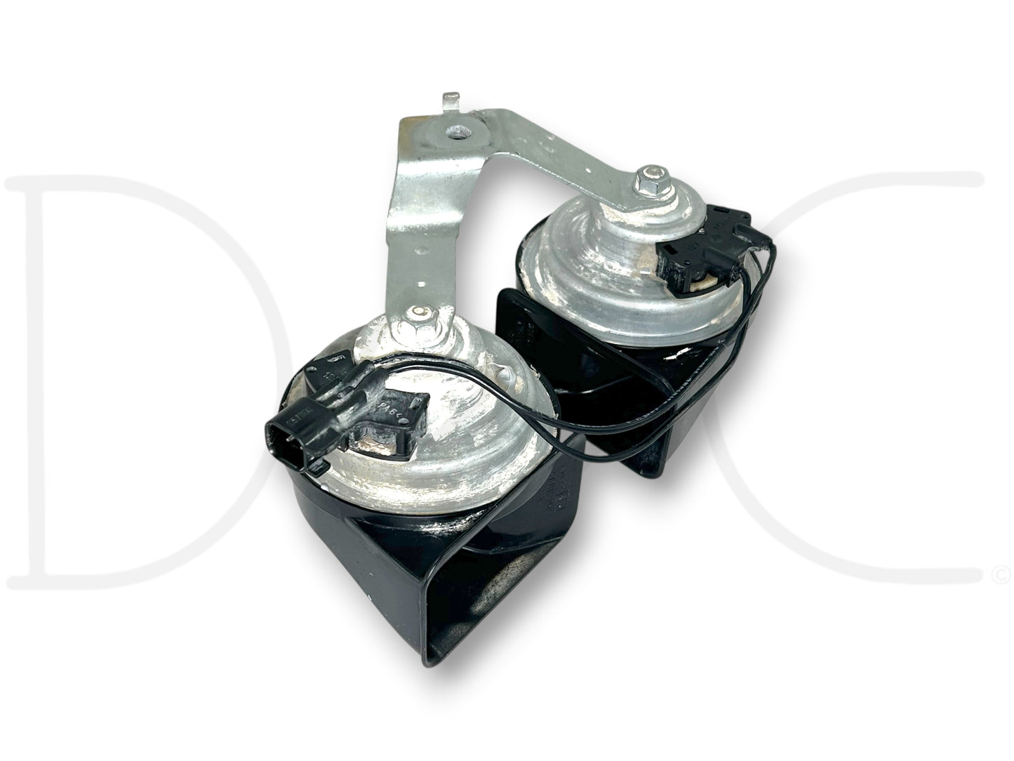 02-04 Ford F250 F350 Super Duty Horn Pair OEM Dual Note Horns