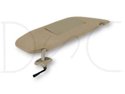 02-07 Ford F250 F350 RH Right Passenger Sun Visor Tan W/ Lighted Mirror OEM