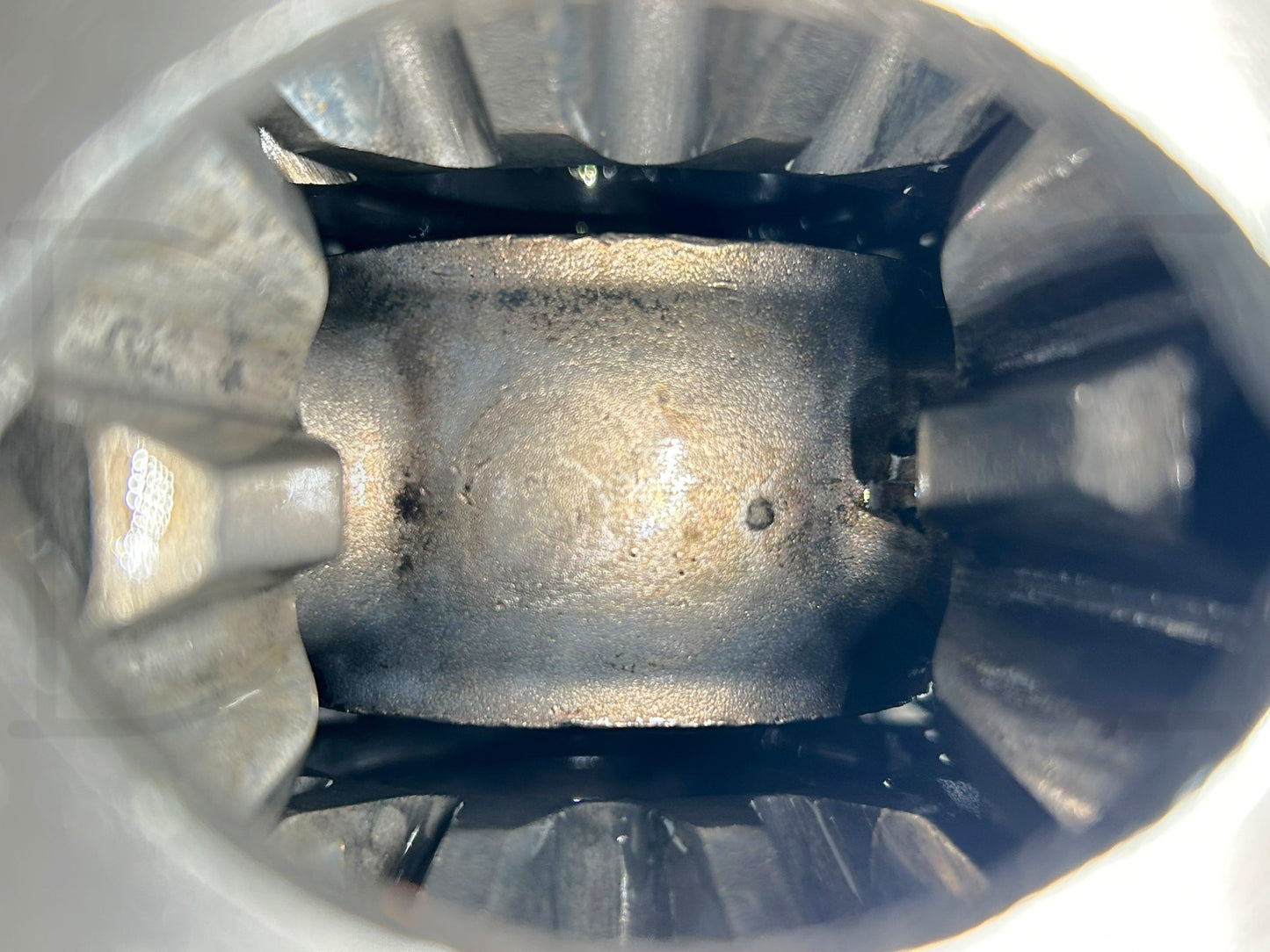 99-04 Ford F250 F350 SRW Sterling 10.5 Rear Axle Diff Carrier Limited Slip