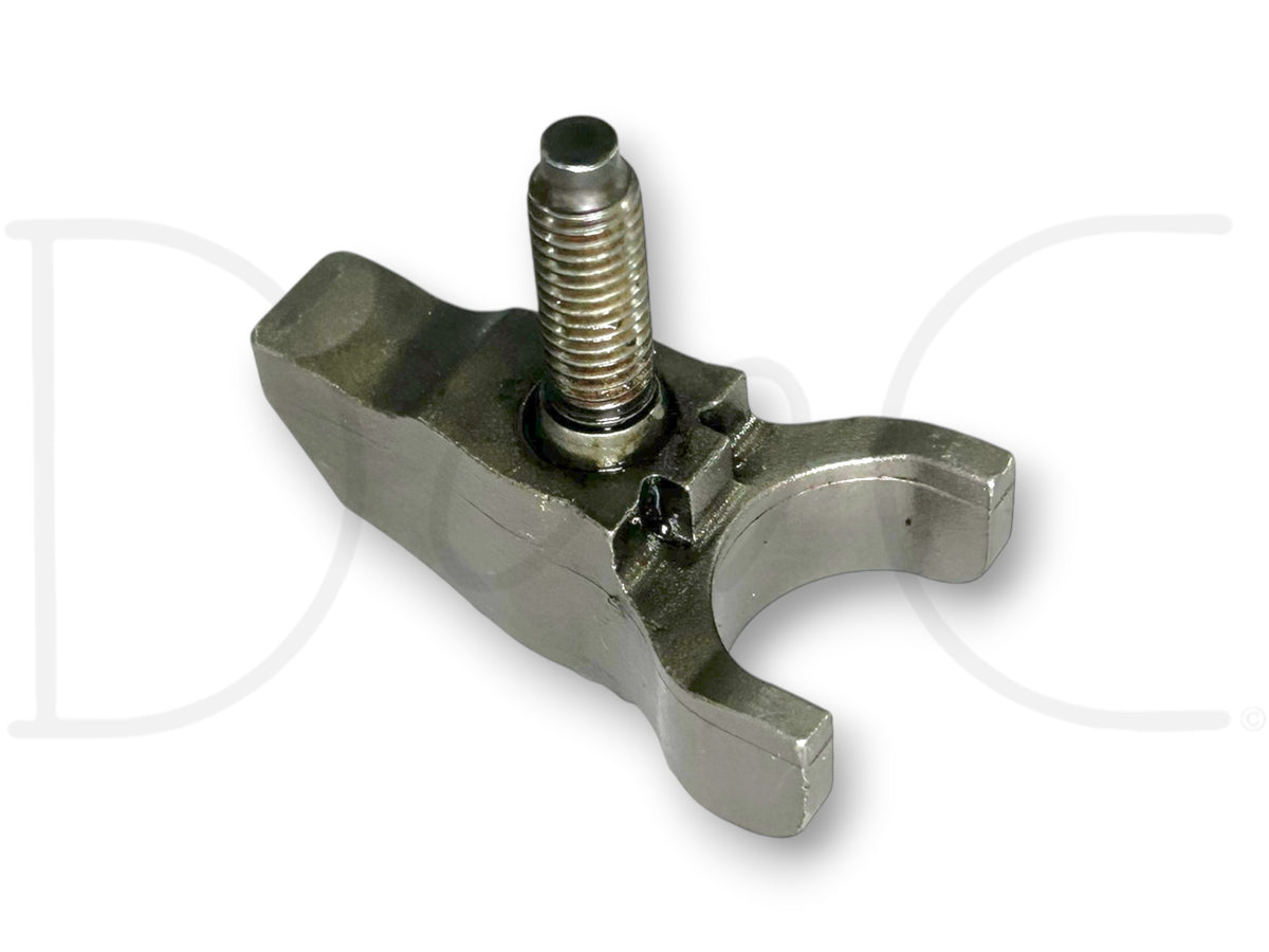03-05 Ford 6.0 6.0L Diesel T40 Fuel Injector Retainer Hold Down Clamp 1838901C4