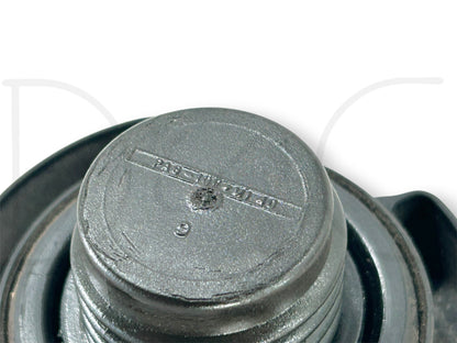 03-07 Ford F250 F350 6.0 6.0L Valve Cover Oil Filler Tube Oil Fill Cap Lid OE