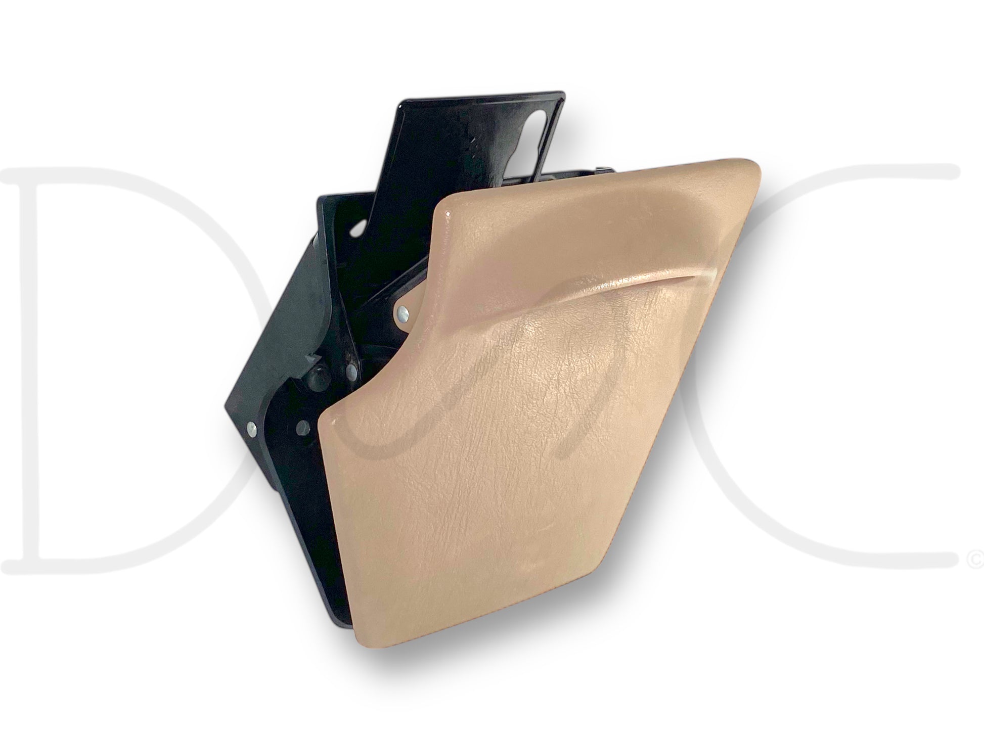1999 Ford F250 F350 Dashboard Dash Ash Tray Ashtray Prairie Tan OEM used part in good condition with light wear, compatible with 1999-2004 Ford F-250, F-350, F-450, and F-550 trucks, featuring prairie tan color and OEM quality fitment.