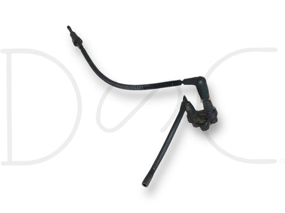 99-07 Ford F250 F350 Vacuum Lines Pump To Reservoir Line Hose Plug OEM used in good condition with light wear, compatible with 1999-2007 Ford F-250, F-350, F-450, and F-550 trucks, suitable for diesel engine Powerstroke models.