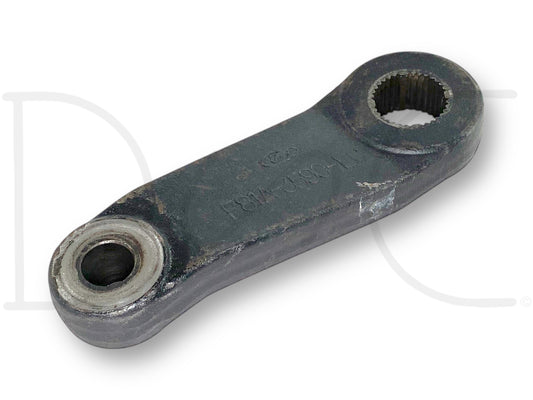 99-00 Ford F250 F350 Steering Gear Box Pitman Arm OEM F81A-3590-Lc showing used condition with light wear, compatible with 1999 2000 Ford F-250 F-350 trucks, designed for 7.3L diesel models with 4R100 transmission.