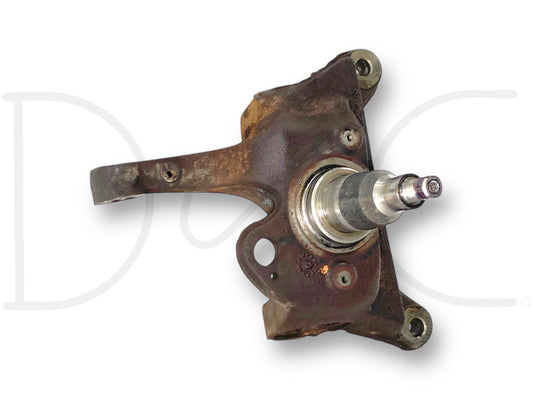 99-04 Ford F250 F350 LH Left Driver 2WD 2X4 Spindle Knuckle F81A-3106-Bg *Blem* used OE spindle knuckle with light wear and blemished edge on lower ball joint bore, compatible with 1999-2004 Ford F-250 and F-350 trucks, suitable for 7.3L Powerstroke diesel models.