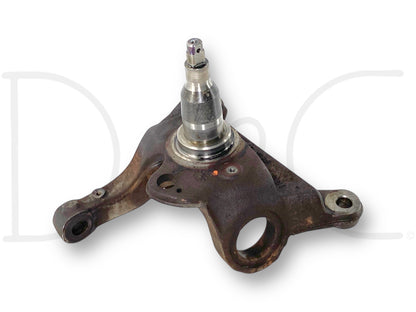99-04 Ford F250 F350 LH Left Driver 2WD 2X4 Spindle Knuckle F81A-3106-Bg *Blem*
