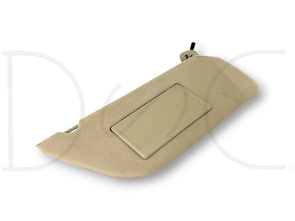 02-07 Ford F250 F350 RH Right Passenger Sun Visor Tan W/ Lighted Mirror OEM
