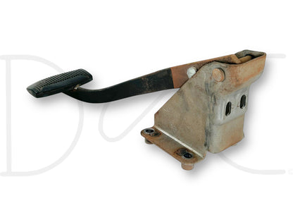 05-07 Ford F250 F350 Brake Pedal Assembly Auto Transmission OEM