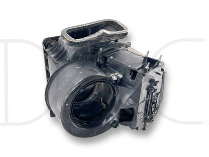 05-07 Ford F250 F350 Auto Eatc HVAC Exterior Air Box Blower Motor Housing OEM
