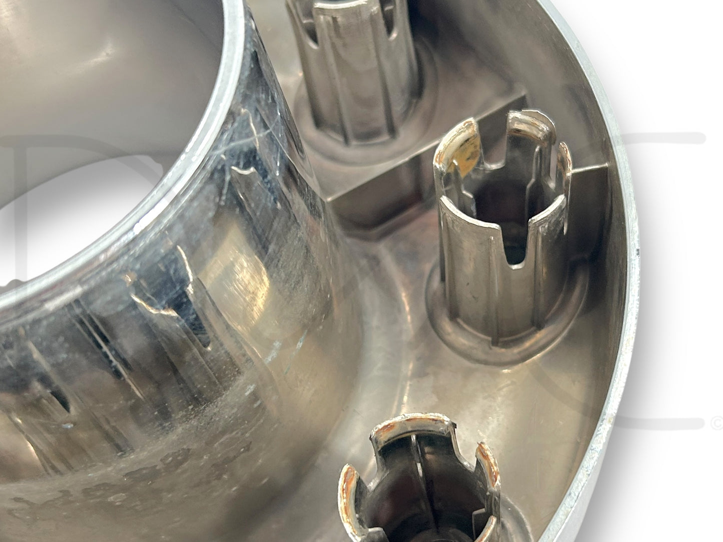 05-16 Ford F350 DRW Dually 4X4 Front Wheel Center Hub Cap Hubcap Chrome