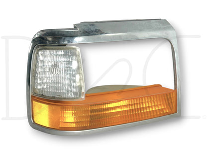 92-97 Ford F250 F350 RH Right Passenger Parking Light Headlight Bezel Trim OE