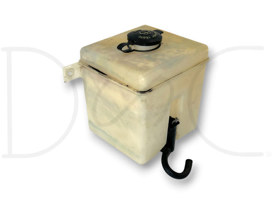 95-97 Ford F250 F350 7.3L Diesel Windshield Washer Reservoir Tank W/ Pump OE, used condition with light wear, compatible with 1995-1997 F-250 and F-350 trucks.