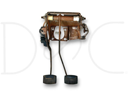 92-96 Ford F250 97 F350 Brake Pedal Assembly Manual Transmission OEM