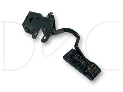 96-97 Ford F250 F350 OE 7.3 7.3L Diesel Accelerator Throttle Pedal F6Ta-9F836-Aa