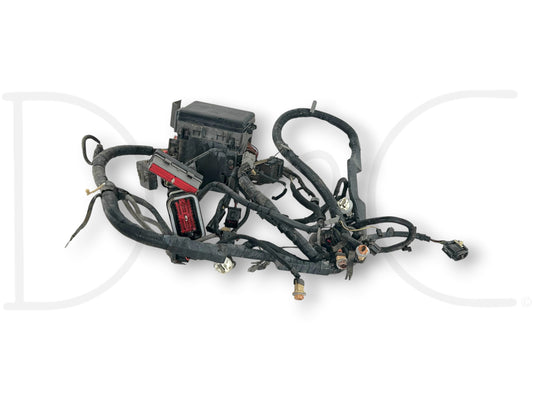 96-97 Ford F250 F350 7.3 Front Body Fuse Box Wiring Harness F6Tb-12A581-P260F Cr used with light wear and one broken headlight clip for 1996-1997 Ford F-250 F-350 trucks