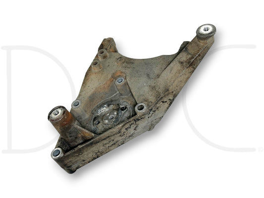 95-97 Ford F250 F350 7.3 7.3L Diesel Alternator Bracket OE F6Te-10039-Da *Blem* used with groove on pulley mounting post, for Super Duty diesel truck repair parts