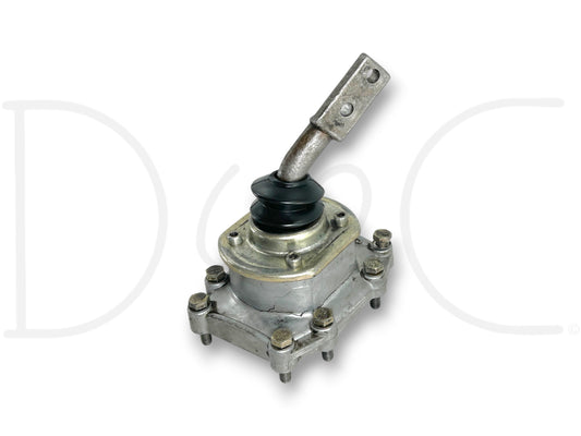 Ford ZF5 ZF-5 S5-42 S5-47 Manual Transmission Shifter Housing Tower Base used good condition with light wear removed from 1996 Ford F-350 7.3L Diesel 2WD CCLB.