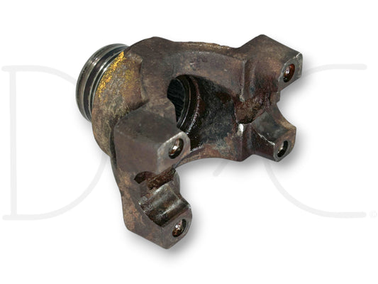 93-97 Ford F250 F350 SRW Sterling 10.25 Rear Axle Driveshaft Pinion Yoke 1350 OE used part with light wear, removed from 1996 Ford F-350 7.3L Diesel manual transmission truck.