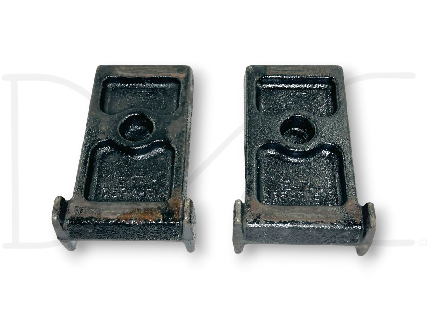85-97 Ford F250 F350 Rear Auxiliary Leaf Spring Spacer Mount Set E4Ta-5594-BA
