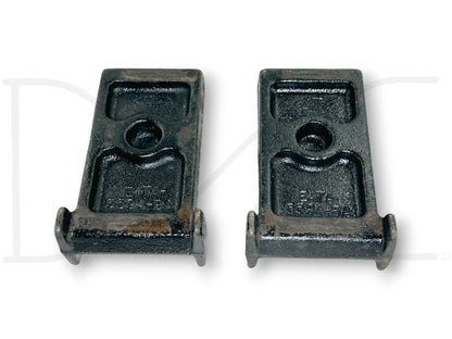 85-97 Ford F250 F350 Rear Auxiliary Leaf Spring Spacer Mount Set E4Ta-5594-BA
