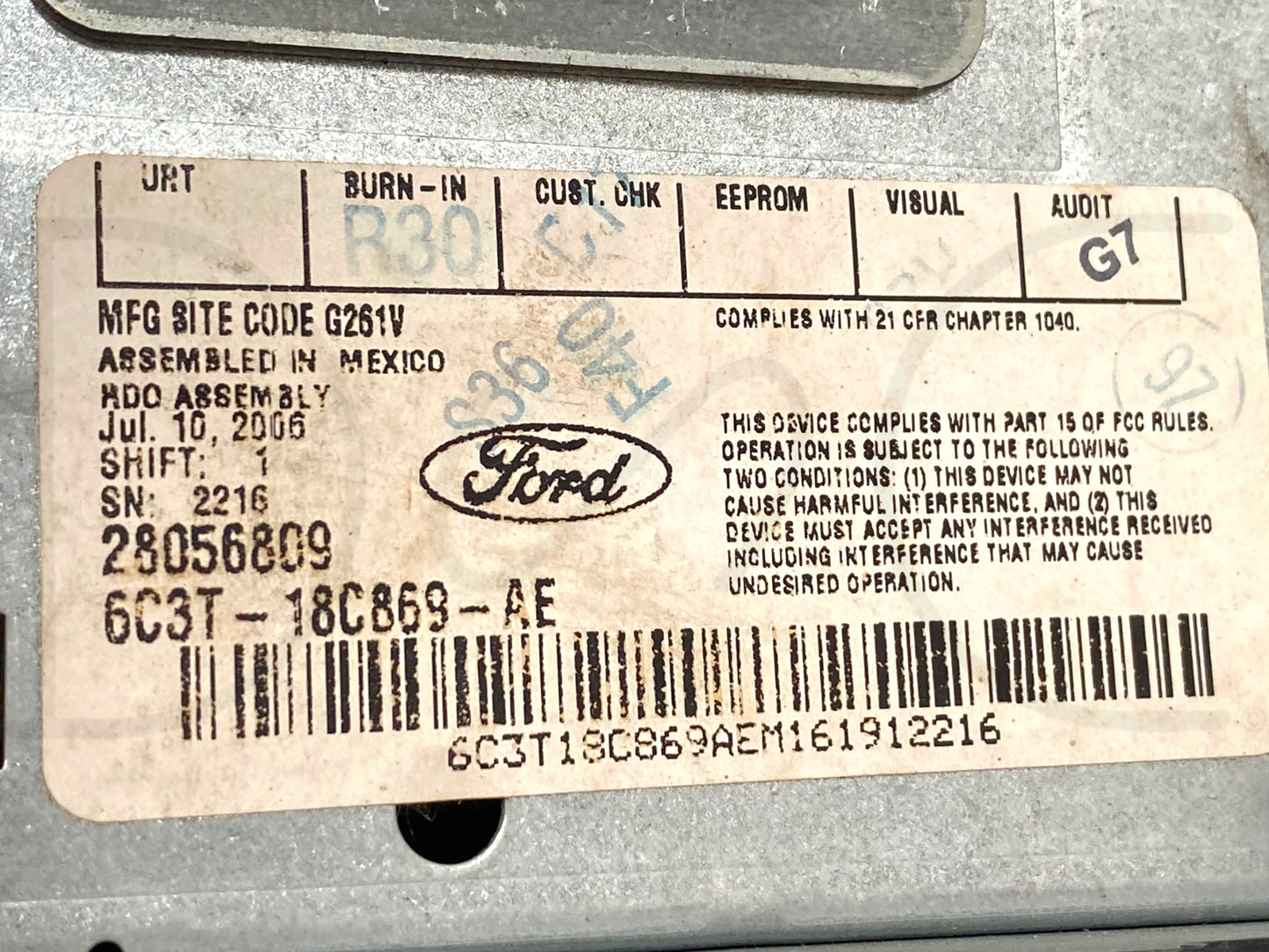 05-07 Ford F250 F350 Factory Radio Head Unit AM/FM CD OEM 6C3T-18C869-Ae *Blem*
