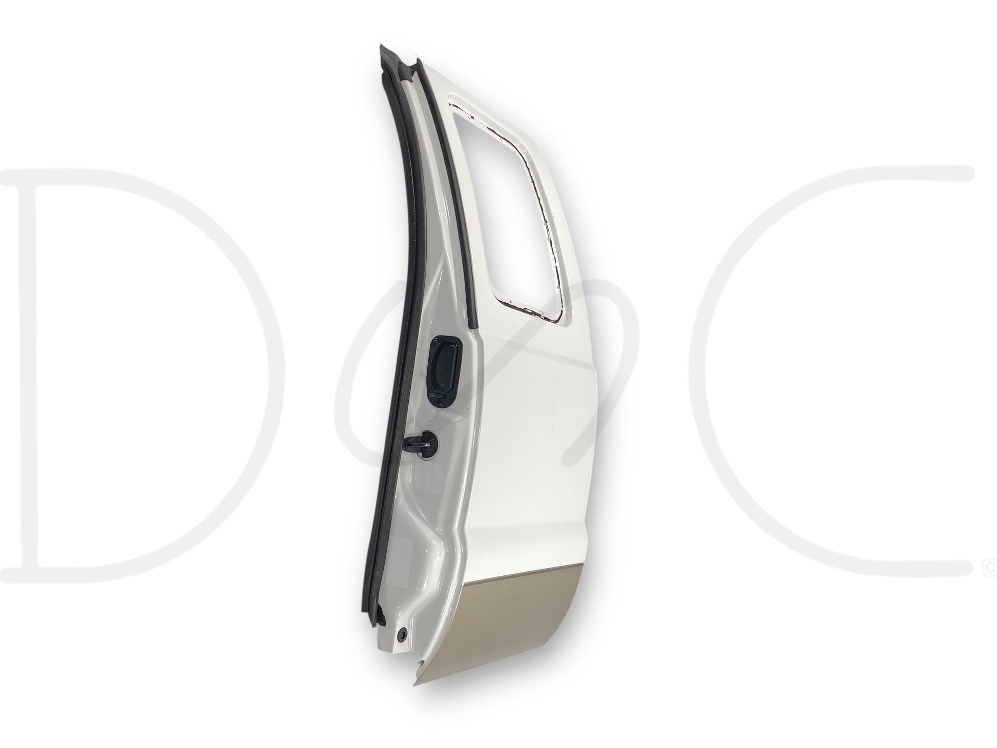 99-07 Ford F250 F350 Super Duty Extended Cab LH Left Driver Rear Door Z1 / Aq in used condition with light wear, paint chips, scratches, and red paint overspray on the lower interior door jamb, suitable for Ford Super Duty models 1999-2007.