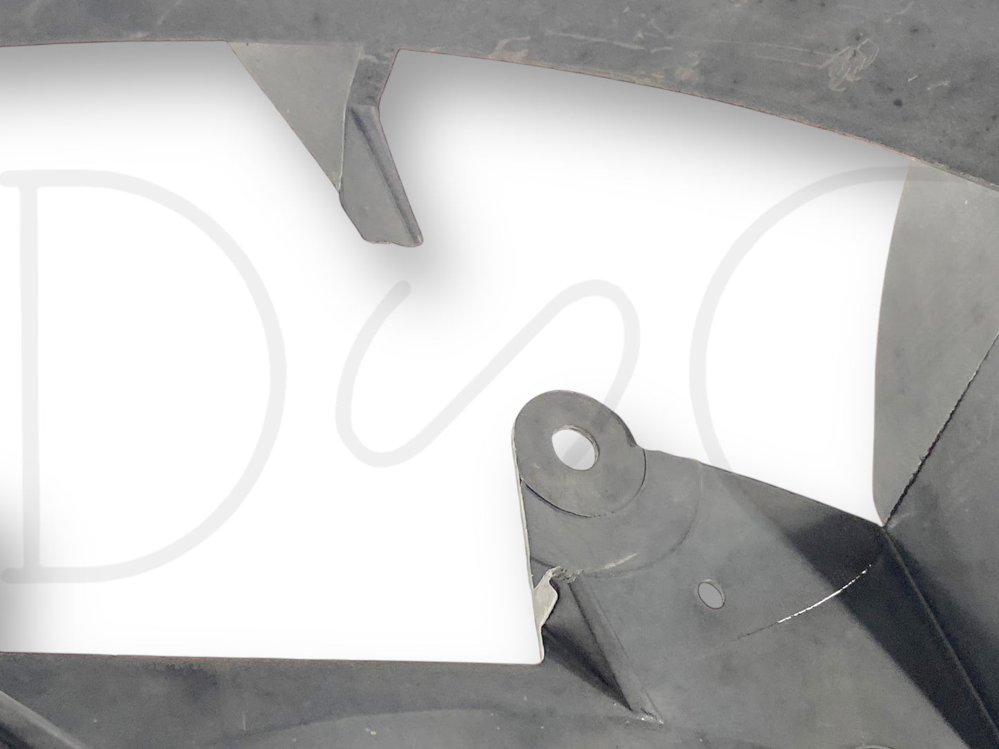 05-07 Ford F250 F350 6.0 6.0L Diesel Radiator Inner Fan Shroud 5C3Z-8B614 *Blem*