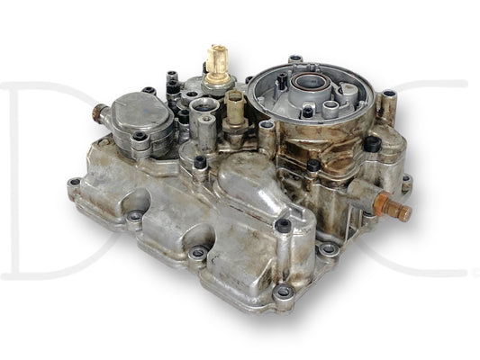 05-07 Ford F250 F350 6.0 6.0L Diesel Oil Cooler Housing Cover Assembly OE, used with light wear, compatible with 2005-2007 Ford Super Duty diesel trucks, featuring genuine OE construction.