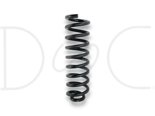 05-07 Ford F250 F350 Diesel 4WD 4X4 Front Coil Spring OEM Code D, used condition with light wear, compatible with 2005-2007 Ford F-250 and F-350 trucks, durable black metal coil spring designed for diesel 6.0L Powerstroke Super Duty applications.