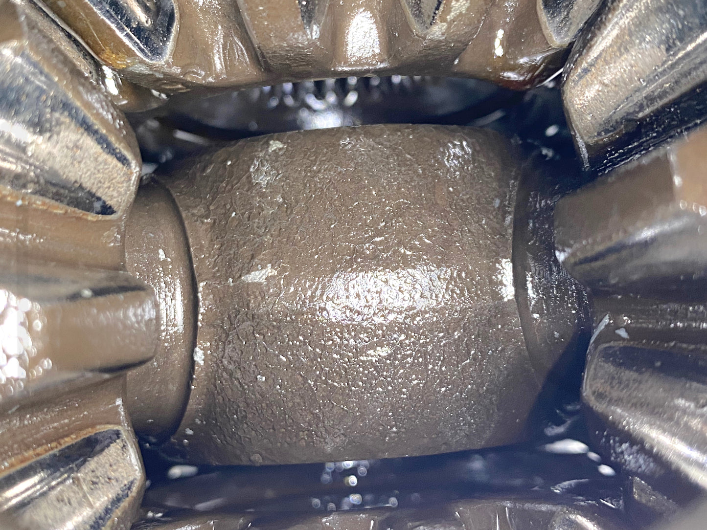 05-10 Ford F250 F350 SRW Sterling 10.5 Rear Axle Diff Carrier Limited Slip